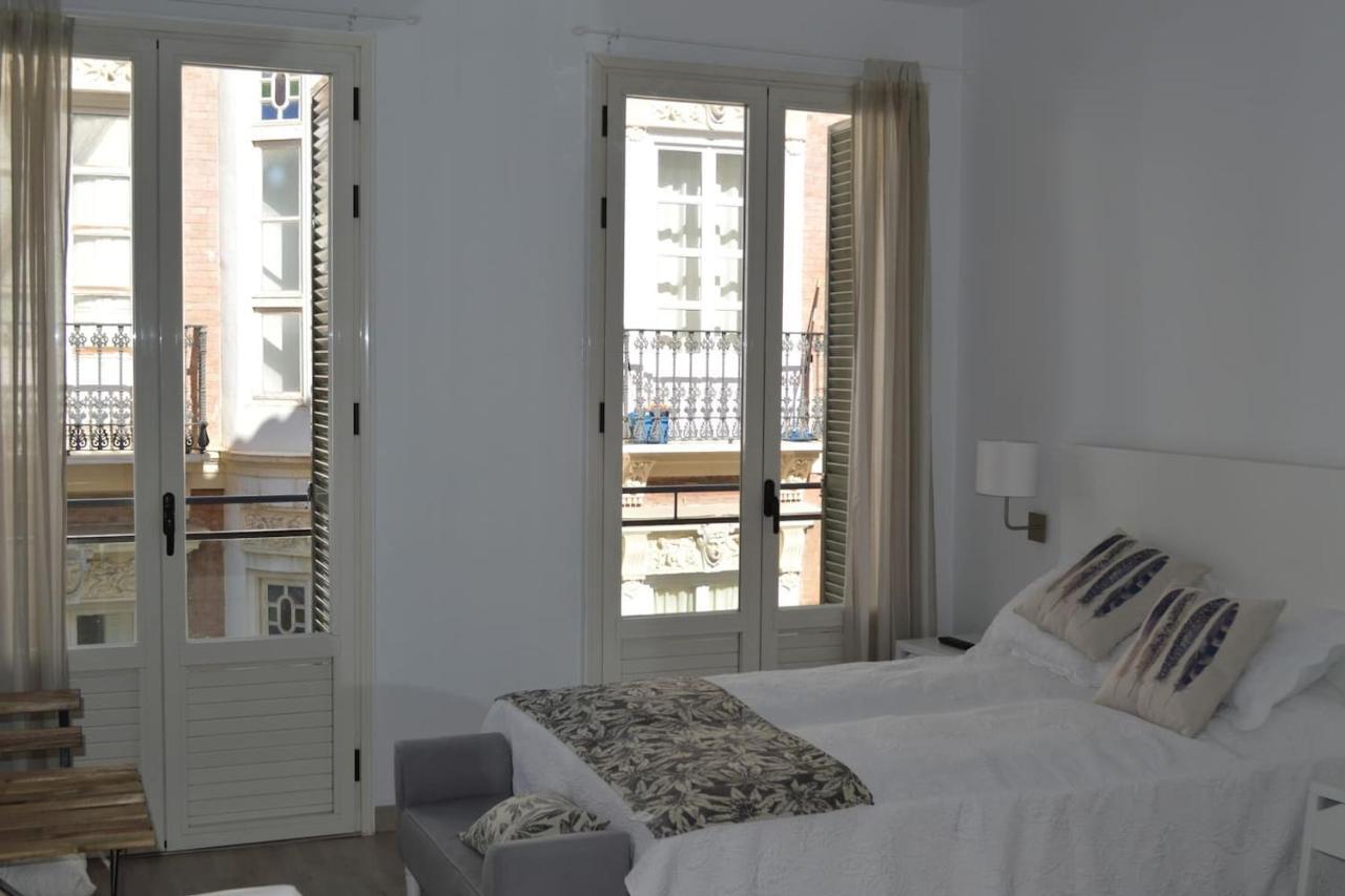 Modern Studio Flat Close To Plaza Merced Málaga Dış mekan fotoğraf
