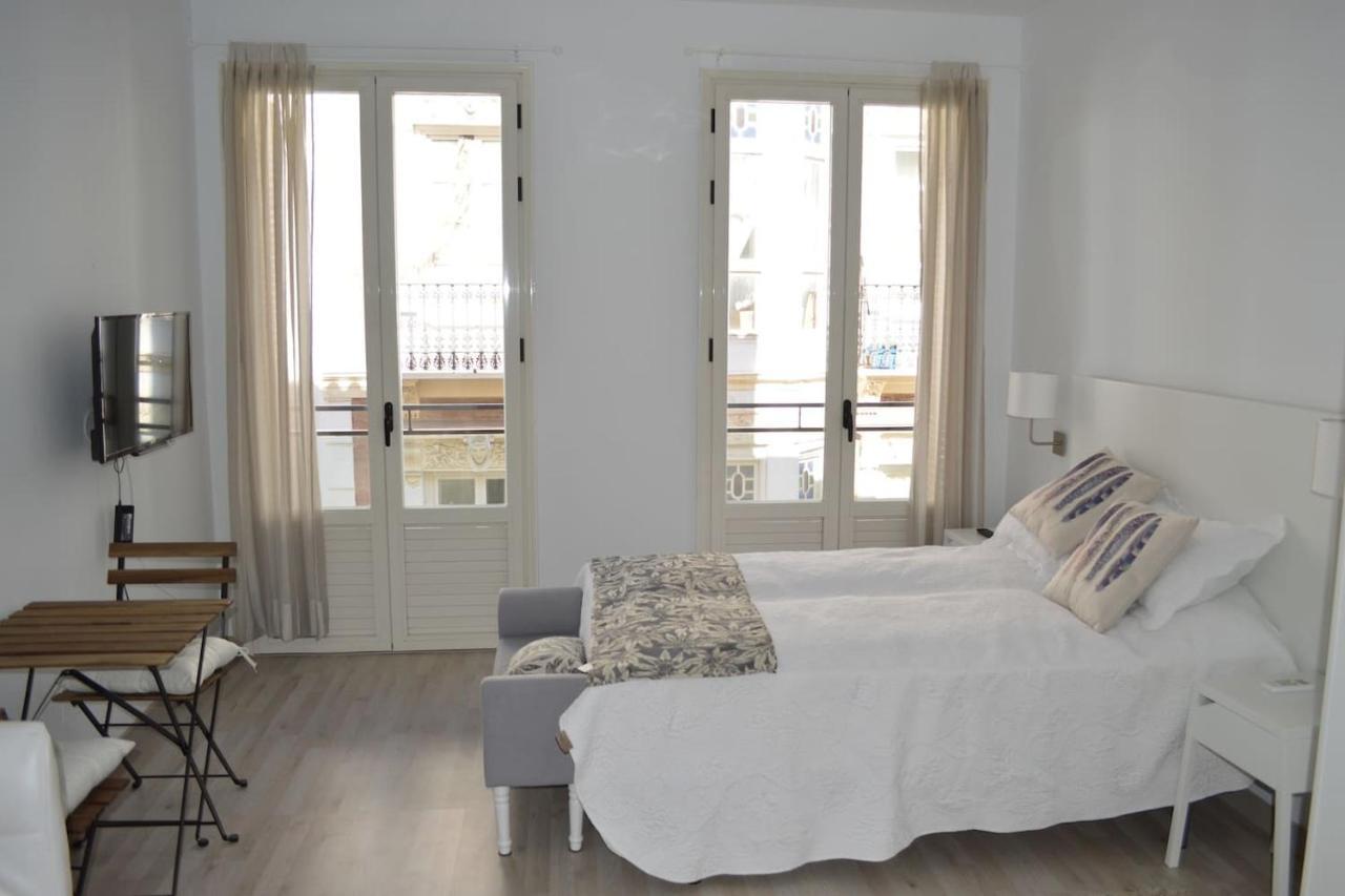 Modern Studio Flat Close To Plaza Merced Málaga Dış mekan fotoğraf