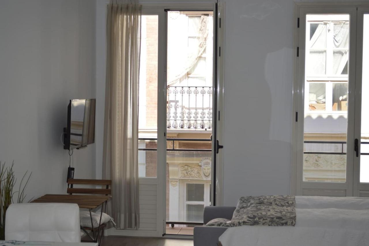 Modern Studio Flat Close To Plaza Merced Málaga Dış mekan fotoğraf